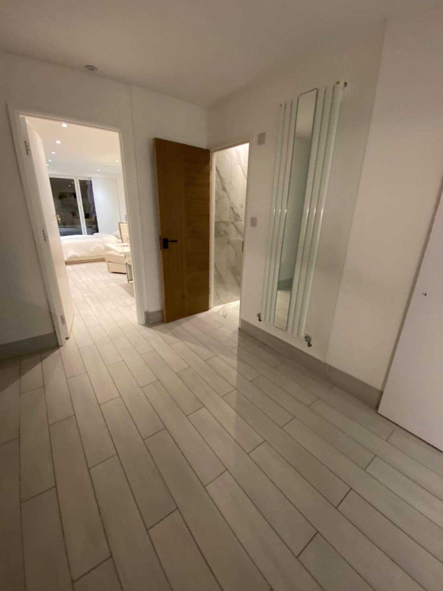 The Bay Apartment Edgware Kültér fotó